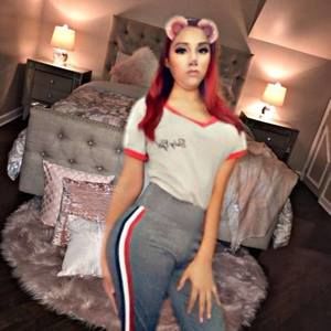 Meet your Posher, Cristal